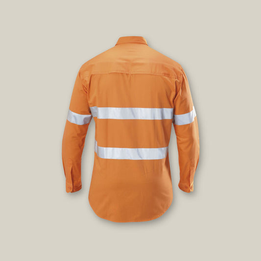 This product is made by Hard Yakka and distributed by B-Protected. The Koolgear Mono Rfl Long Sleeve Shirt has the part number of Y07996